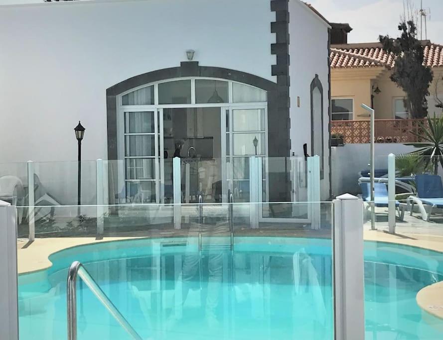 Lovely Villa - Pool Front, Private Roof Terrace, Wifi Fiber Optic コラレホ エクステリア 写真